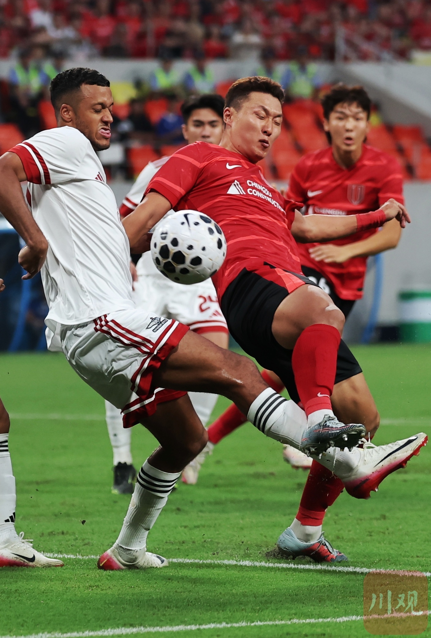 赛后意大利杯焦点战；成都蓉城迎来里程碑；赛场秩序良好；临场指挥获称赞的简单介绍